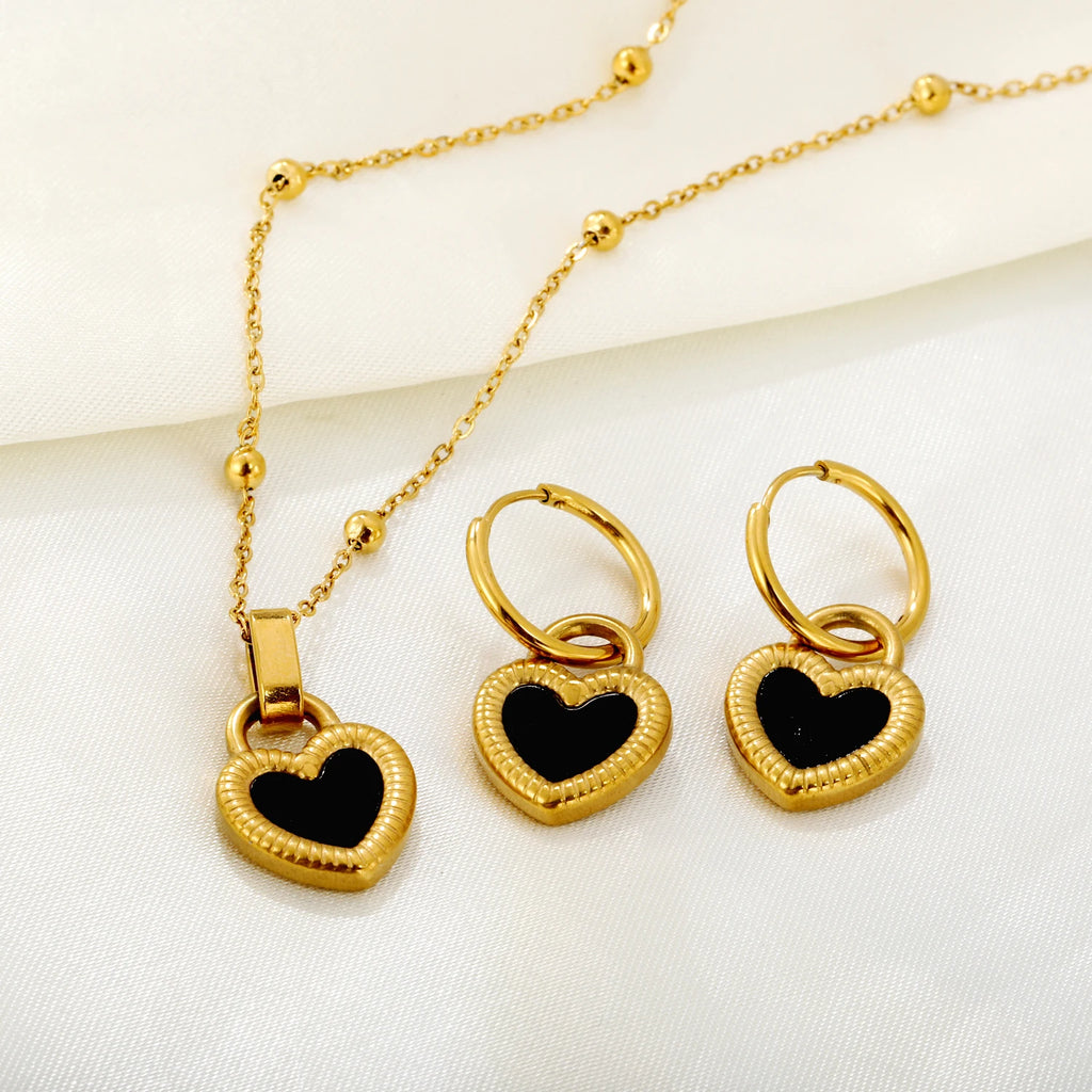 Parure Cœur Noir Waterproof — Collier & Boucles d’Oreilles